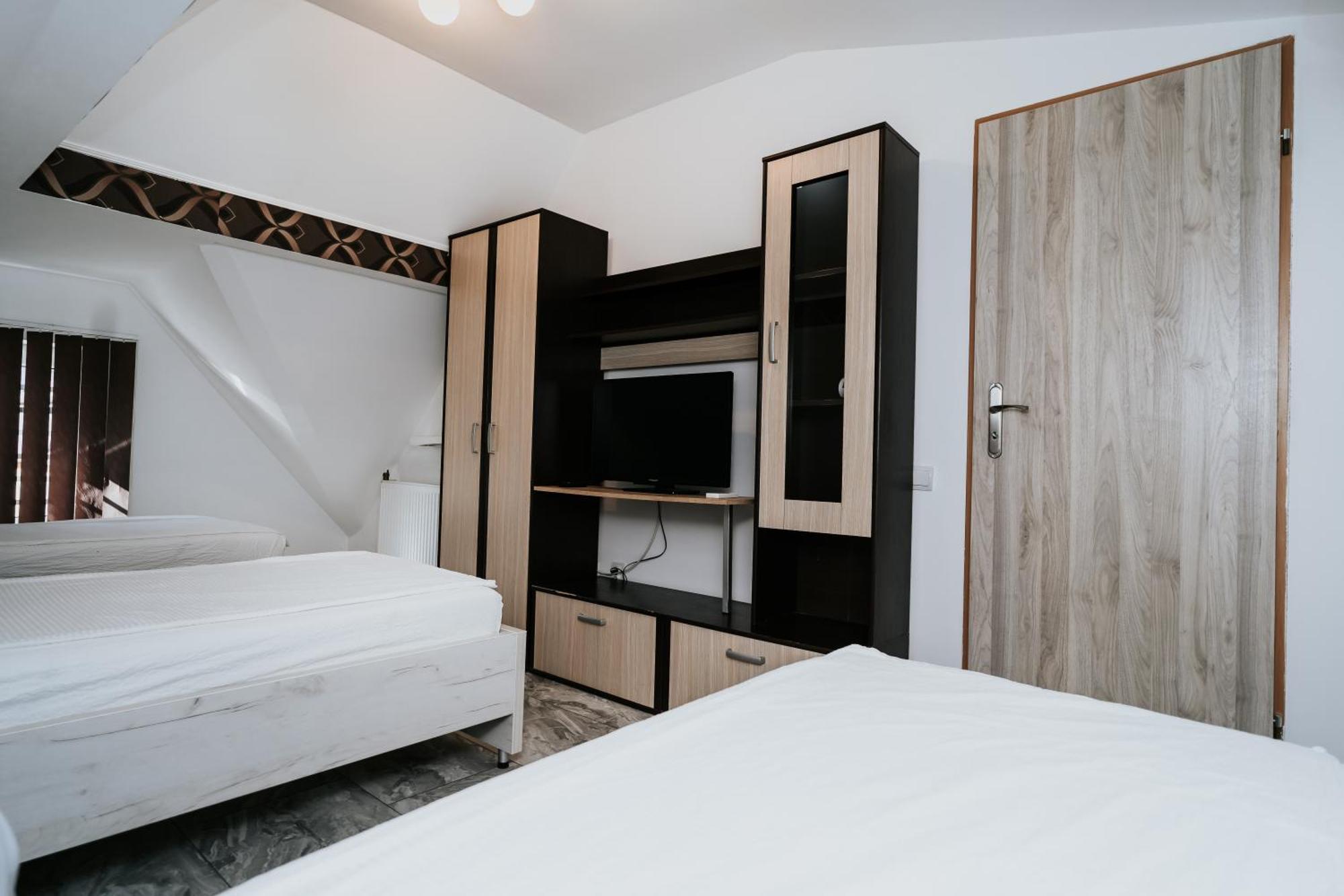 Apartment Attic Sibiu Esterno foto